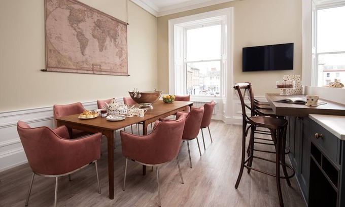 Kelso Apartment | LINEN HOUSE - A sophisticated Grade II listed townhouse apartment