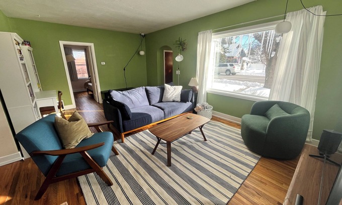 Coeur d'Alene House | Lingonberry Cottage is a secluded retreat in downtown CDA, Idaho.