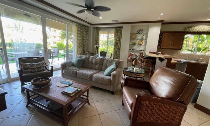 Herradura Condo | Listen to the Waves from your Luxury Ocean Front Condo