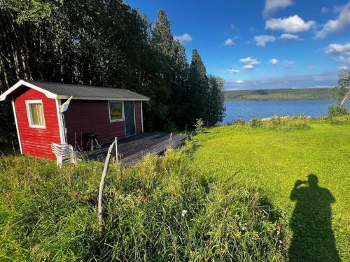 Stromsund Municipality House | Liten sovstuga nära till sjö