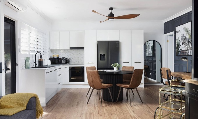 Nelson Bay Villa | Little Beach Boutique Apartment - Whole Property