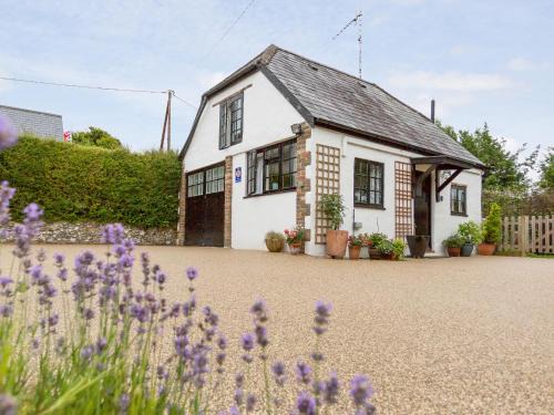 Milborne Saint Andrew House | Little England Cottage