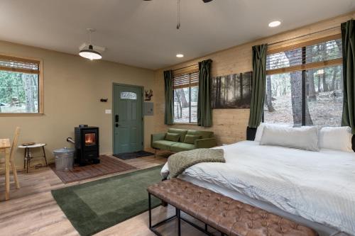 Forest Ranch House | Little House in the Big Woods