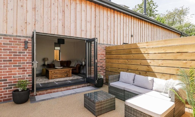 Hereford Apartment | Little Lugg