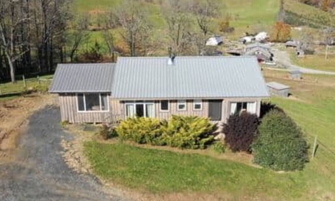 Mouth of Wilson Apartment | Little Private Cabin-Near Grayson Highlands