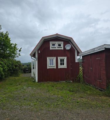 Uddevalla Municipality House | Little Red House in the Prairie