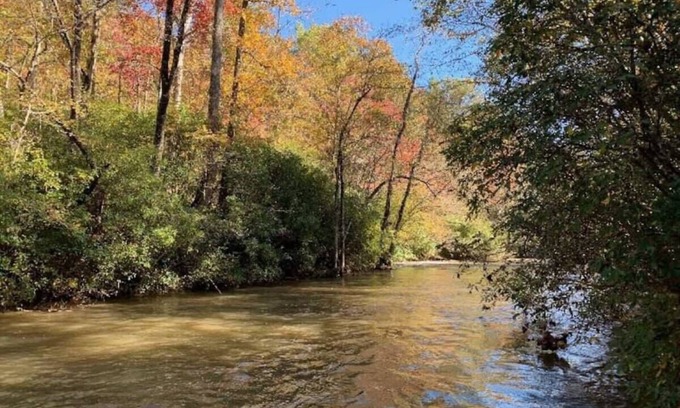 Tamassee House | Little River Retreat