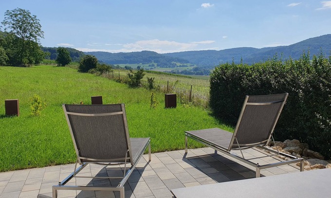 Schesslitz Condo | "Little time out" - fantastic view of the Franconian countryside - ideal for bikers.
