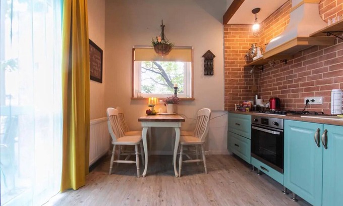 Old Tbilisi Apartment | Live like a Tbilisian in a Loft @ Marjanisvhili