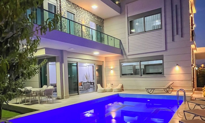 Belek Villa | Living Dream Villa Harmony