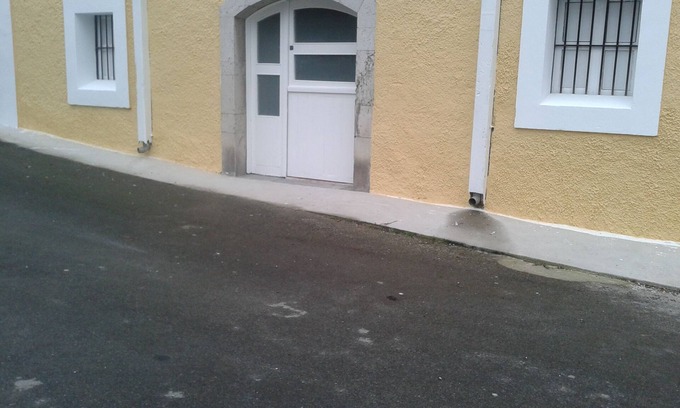 Porrua Apartment | Llanes:Apartment ideal for families or groups of friends WIFI