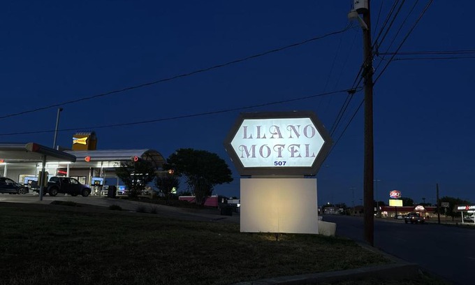Llano Hotel | Llano Motel