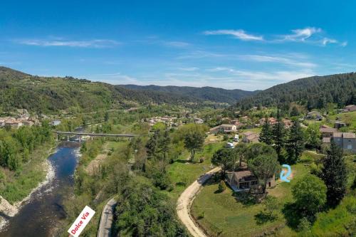 Saint-Fortunat-sur-Eyrieux Bed & Breakfast | Location Vallée