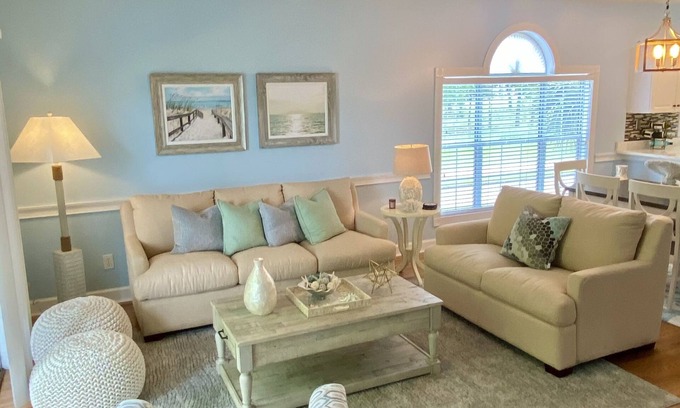 Central Myrtle Beach Condo | Location, Location. On the Course & a 5 minute ride to the BEACH!