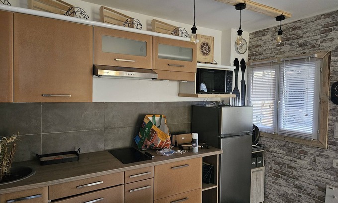 Mezzavia Apartment | Location T2 Proche Toutes Commodites ET Dans UN Coin Tranquille VUE Campagne