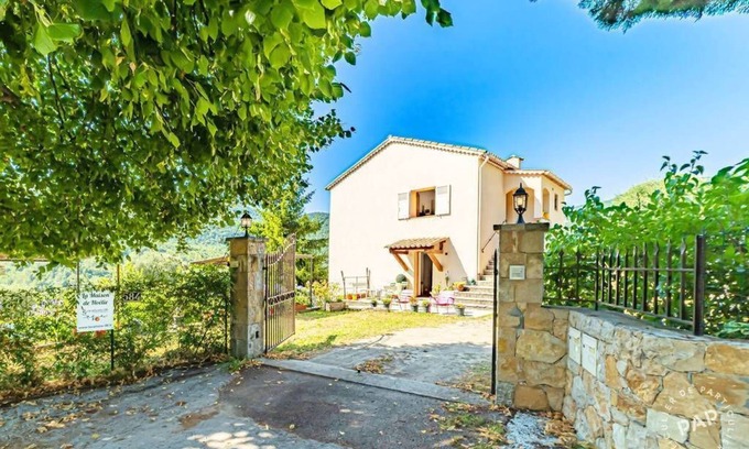 Le Bar-sur-Loup Apartment | LOCATIONS-06 - LA MAISON NOELIE 1ER ETAGE 300M RIVIERE 30mn NICE CANNES ANTIBES