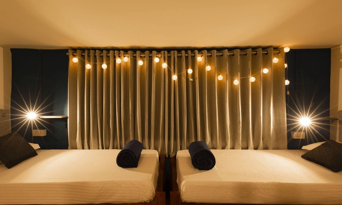 Park Road Hostel | Locomo Hostel OG - Stay Work Eat