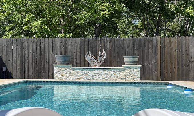 Yantis Apartment | Lodge #4 w Pool, Game Room, 1/2 Mile to Boat Ramps