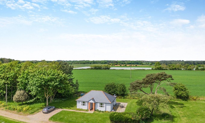 Orford House | Lodge Farm Cottage - Two Bedroom House, Sleeps 4