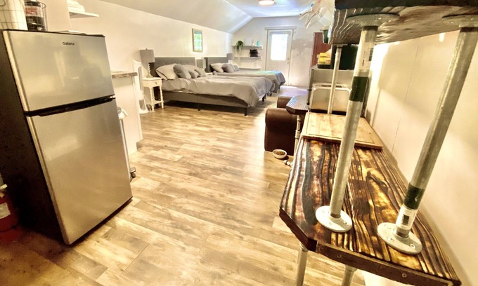 Montross Apartment | Loft at Montross Brewery