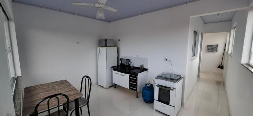 Jardim Rafael House | Loft Cs.2 a 30m da Praia. Wi-Fi, TV, Ar Cond.