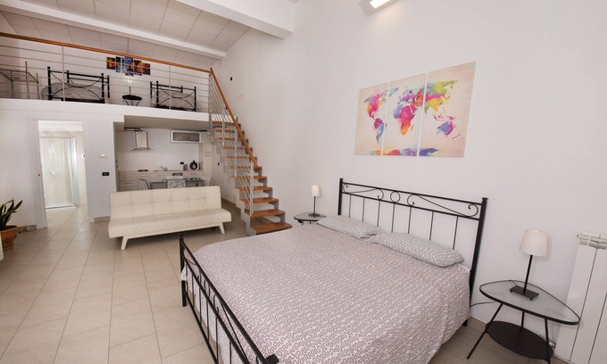 Lecce Apartment | LOFT IL DELFINO 100 mt from Porta S. Biagio access to the historic center of Lecce