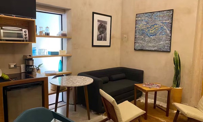 Reforma Apartment | Loft L, cozy space in the center of Oaxaca with AC