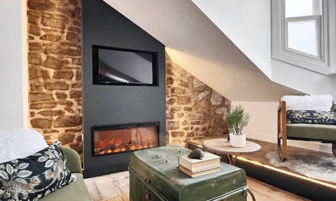 Morecambe Apartment | Loft on the Bay - Exquisite Sea Front Stay