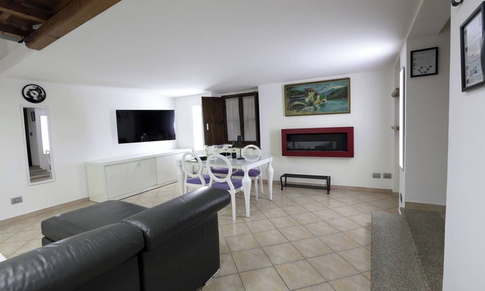 Vercelli Apartment | Loft Piazza Cavour Vercelli- Private Entrance Central to Milan Turin
