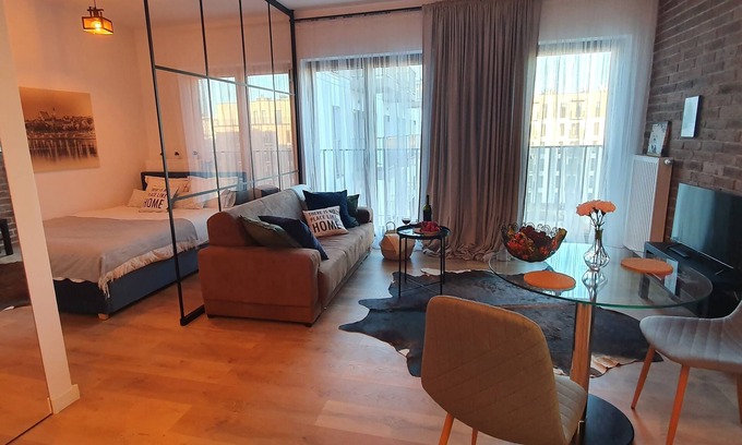 Praga Apartment | Loft Port Praski - Heart of Warsaw
