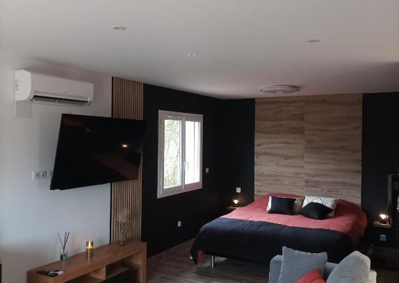 Lavelanet Apartment | Loft sauna jacuzzi ospariegeois