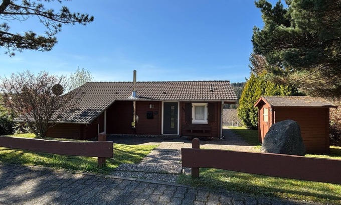 Hildfeld House | Log cabin in the heath village