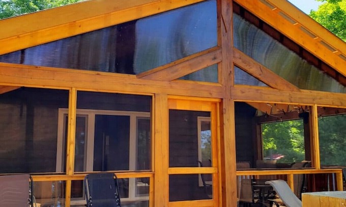 L'Amable House | Log Cabin Luxury & Privacy
