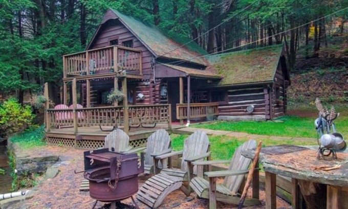 Coudersport Cabin | Log Cabin on Stream Firepit 1 g WiFi Cherry Spring