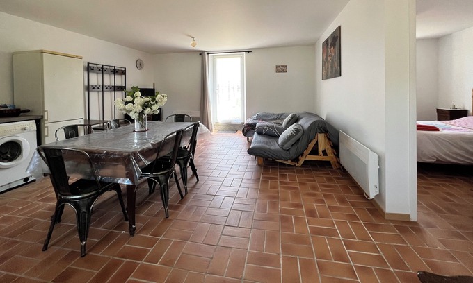 Saint-Mars-de-Locquenay Other | Logement à la Campagne
