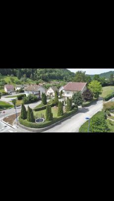 Moirans-en-Montagne Apartment | Logement au calme dans une maison.
