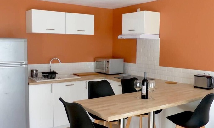 Gignac Apartment | Logement Indépendant Avec Grand Jardin Idéal Pour les Familles