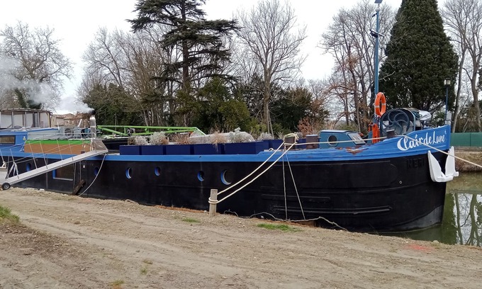 Labastide-d'Anjou Boat Rental | Logement SUR Peniche