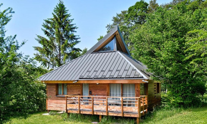Cerniebaud Ski Chalet | Loges du Jura