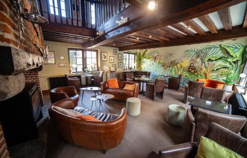 Montreuil-sur-Mer Hotel | Logis Hôtel & Restaurant - Les Hauts de Montreuil
