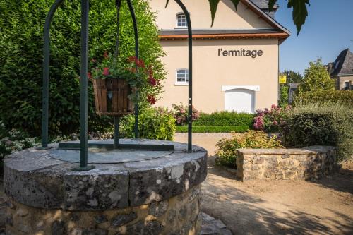 Saulges Hotel | Logis L'Ermitage Hôtel & Restaurant