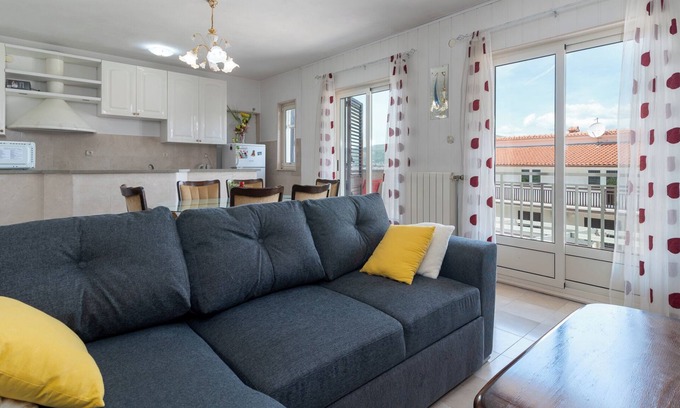 Municipality of Trogir Apartment | LOLA 1, comfy 2-bedroom apartment with sea view in Mastrinka, Trogir