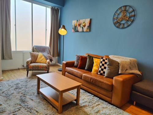 East Walworth Apartment | London Eye, London Bridge, Tower Bridge, Waterloo