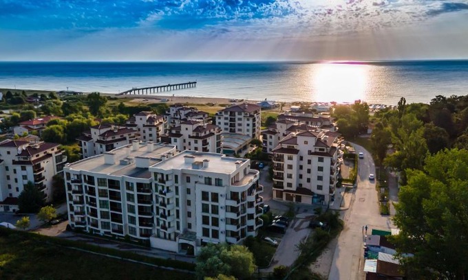 Shkorpilovtsi Apartment | Long Beach Resort