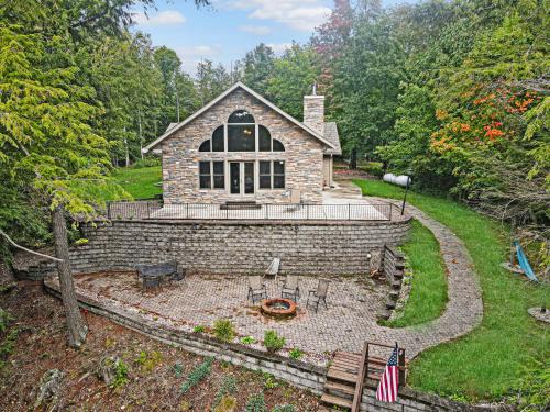 Gleason House | Long Lake 2br Retreat Relax And Reconnect