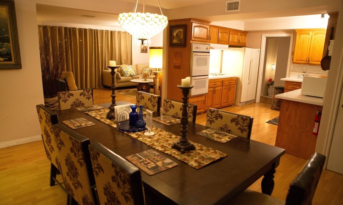 Hermosa Village House | Long Term Rental House: 5 Minutes to Disneyland/Convention Center