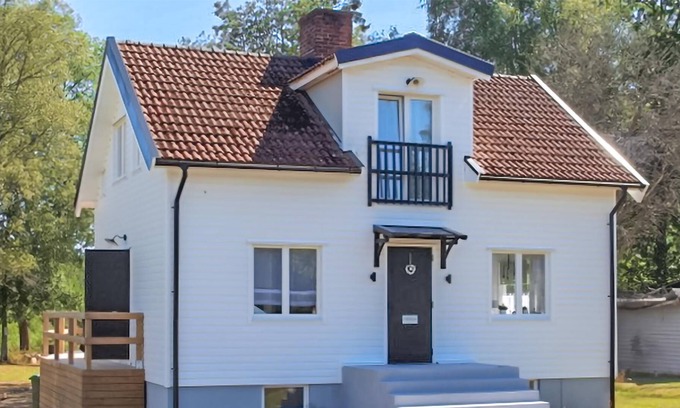 Maleras House | Look forward to your spacious, modern and cozy vacation home in Sweden.