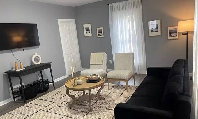 Anoka House | Looking for a comfortable and cozy home to stay for a few days Miracle Gotchu
