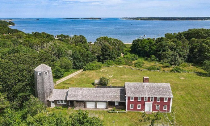 South Orleans House | Lookout at Pleasant Bay with a private beach
