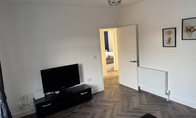 Inverurie House | Lorna Doune - 2 Bedroom Bungalow